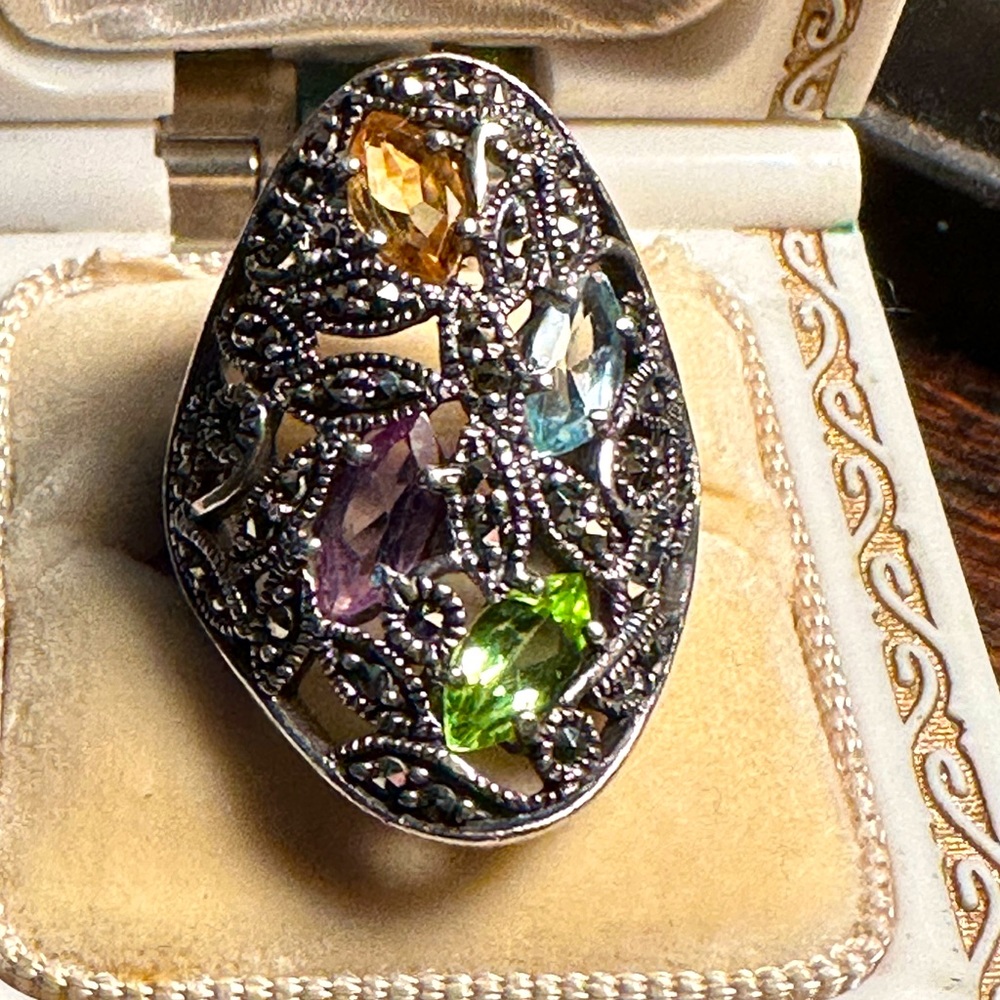 Vintage 925 Large Multi Stone green, purple, yellow & green cocktail ring Size 6